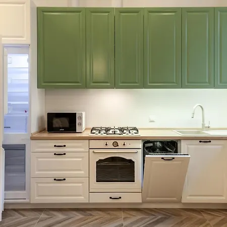 Appartamento Romari коперника 19 *