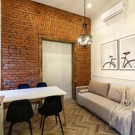 Romari коперника 19 Apartmán