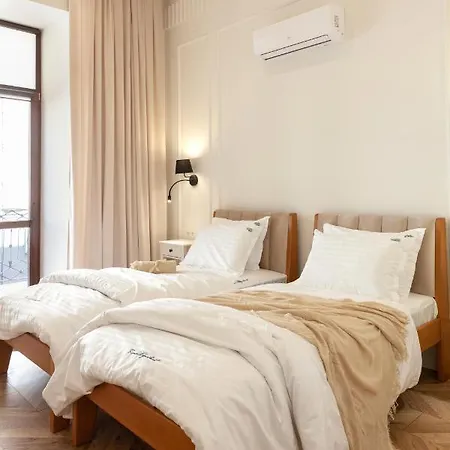 Romari коперника 19 Apartment