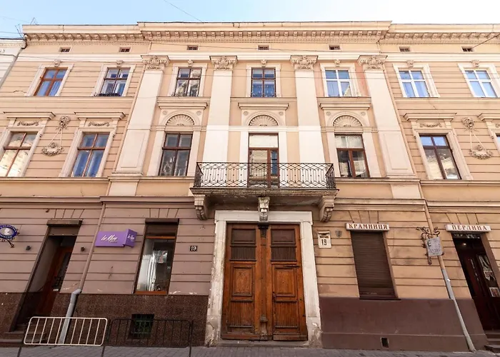 Apartamento Romari коперника 19 Leópolis